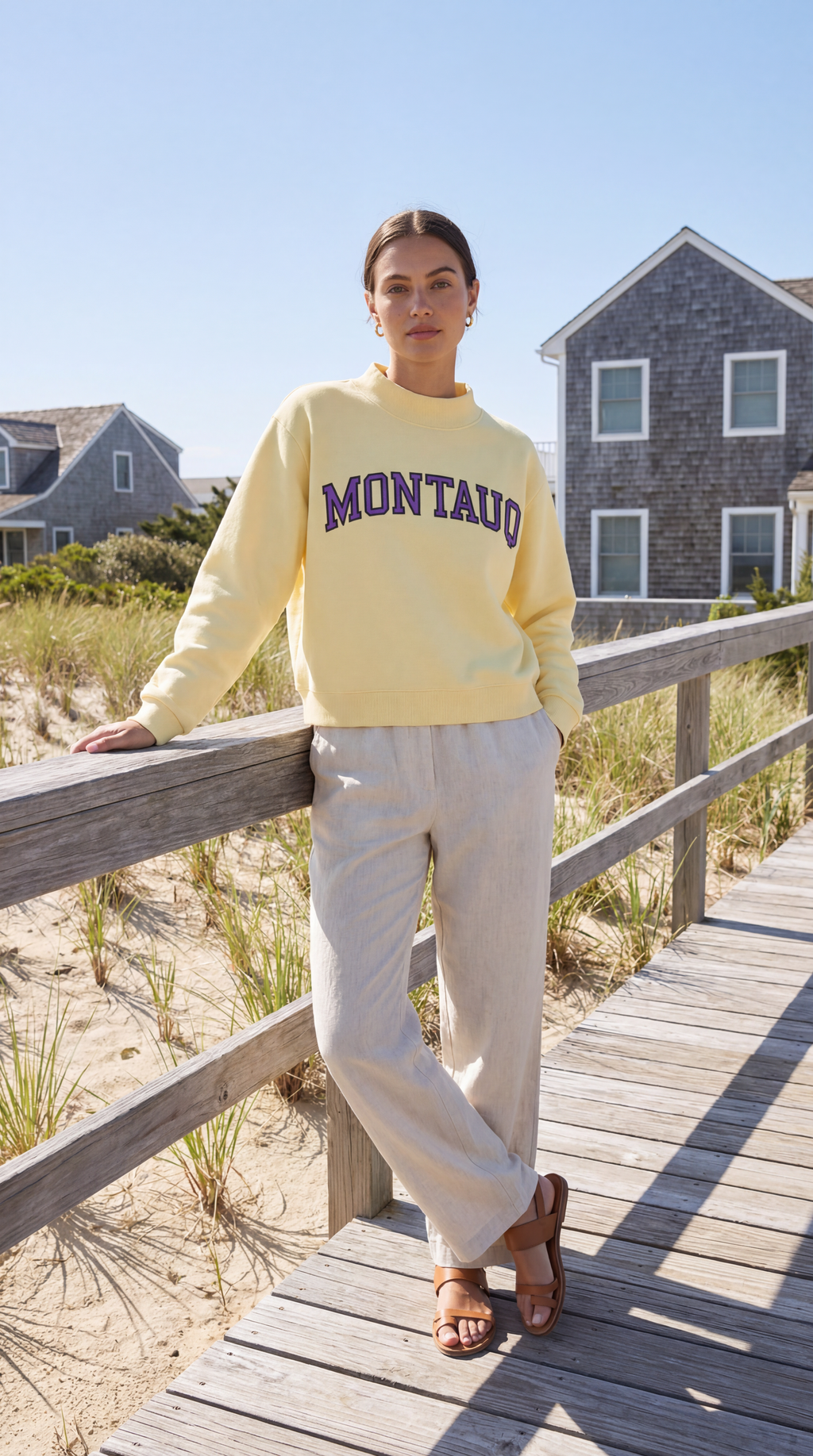 MONTAUQ Essential Fleece Mock-Neck Crew Sweatshirt
